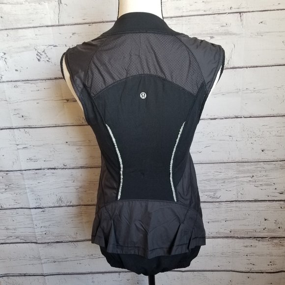 Lululemon Presta Vest | S - Picture 4 of 5